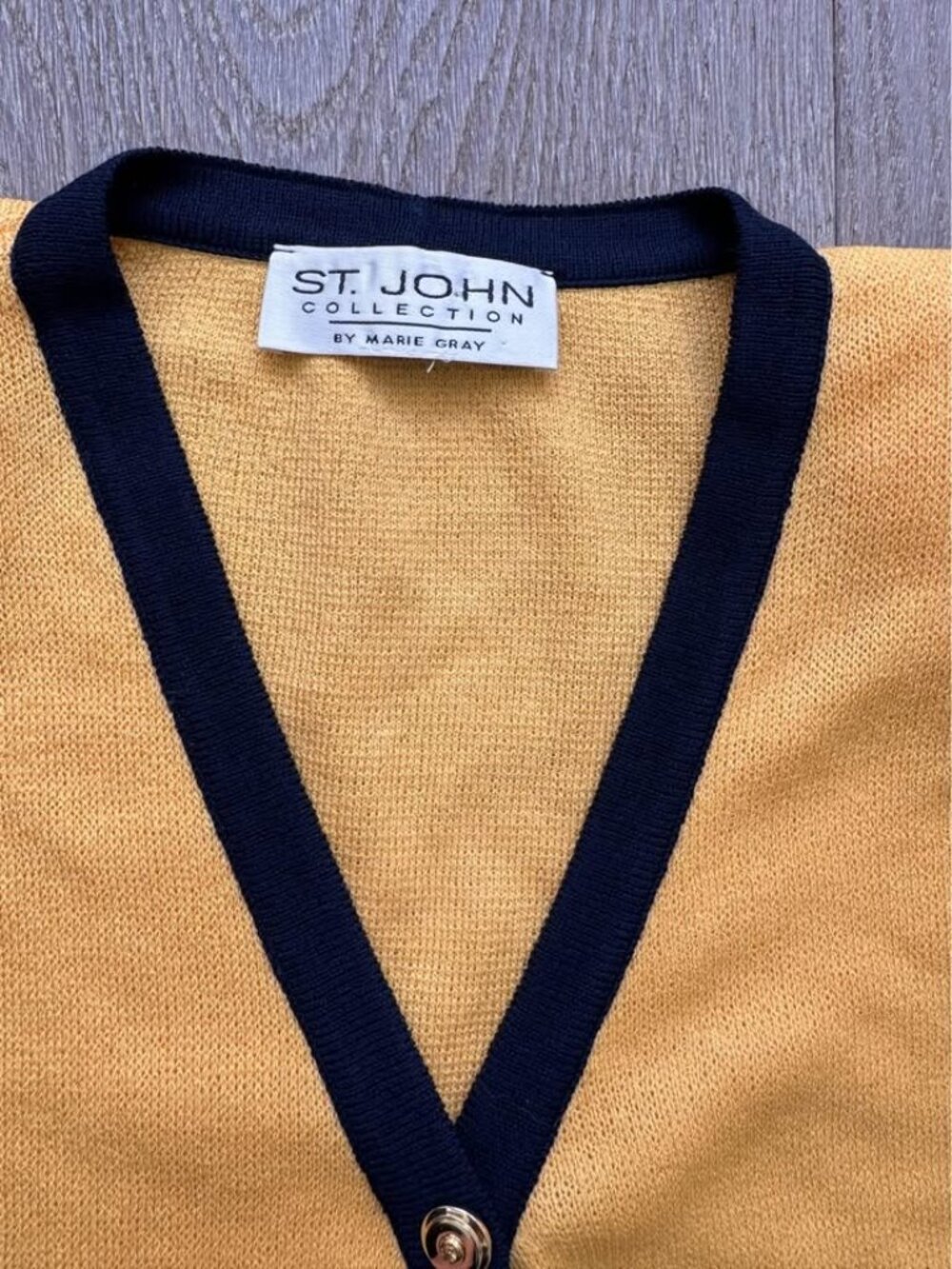 St John Collection Jacket & Skirt Suit Navy Yellow Size 6/2 - Picture 3 of 7